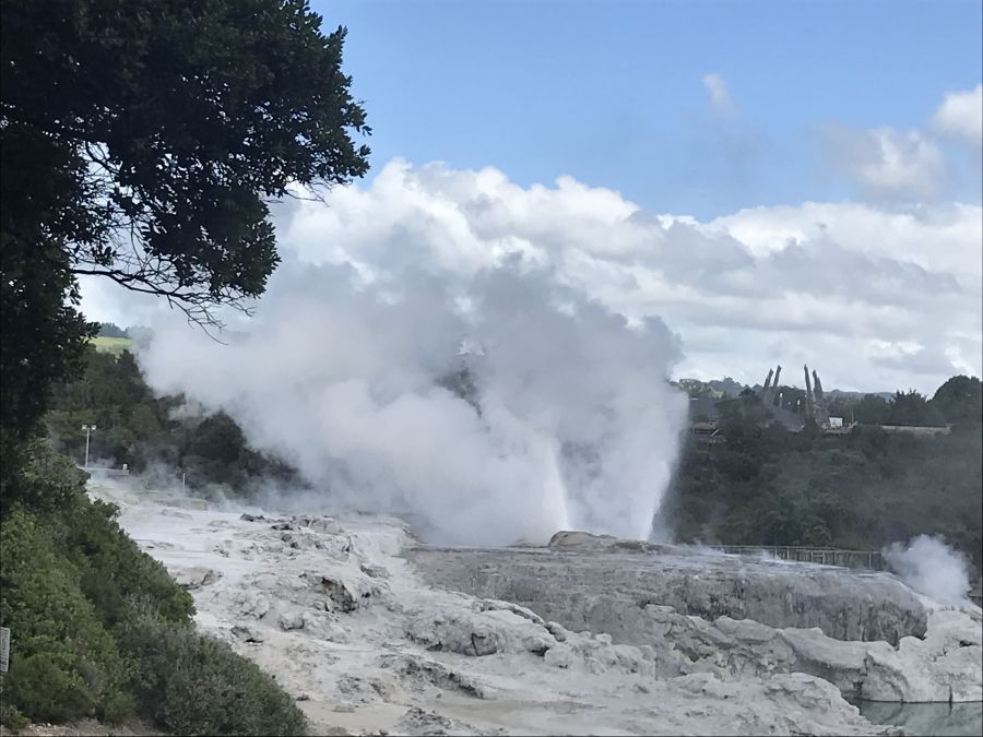 Geysers and bubbling geothermal mud pools